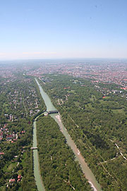 Isar und der englische Garten (Foto: Martin Schmitz)